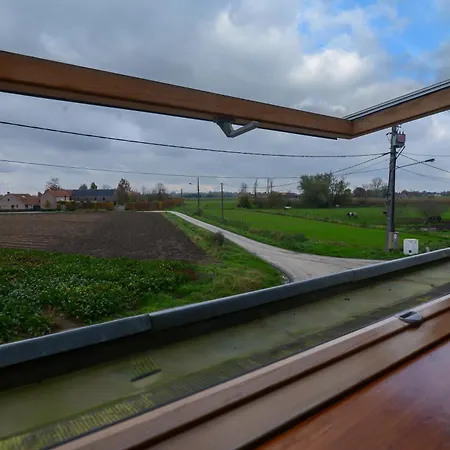 Au Detour Du Trieu *