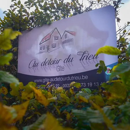 Au Detour Du Trieu بيت للعطل