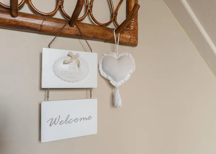 Au Detour Du Trieu Holiday home *