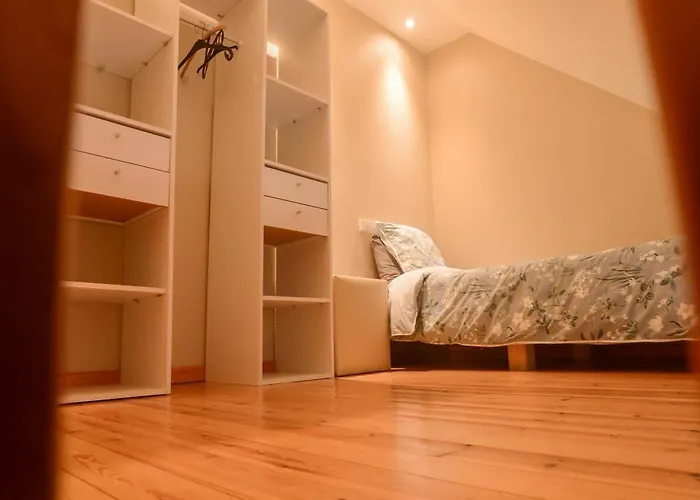 Au Detour Du Trieu Holiday home *