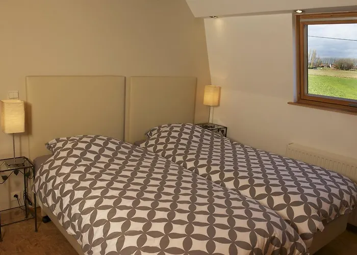 Au Detour Du Trieu Holiday home *